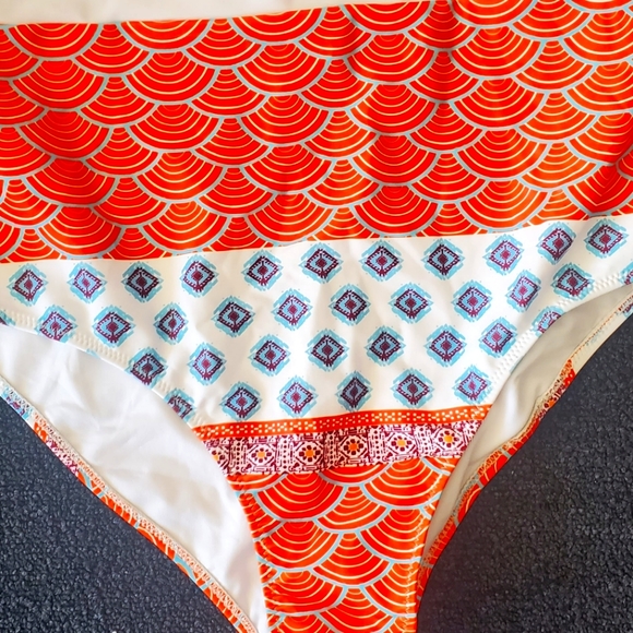 Cupshe one piece bathing suit, OX, orange~white~blue - Picture 4 of 6